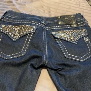 Very good condition only wore them twice!